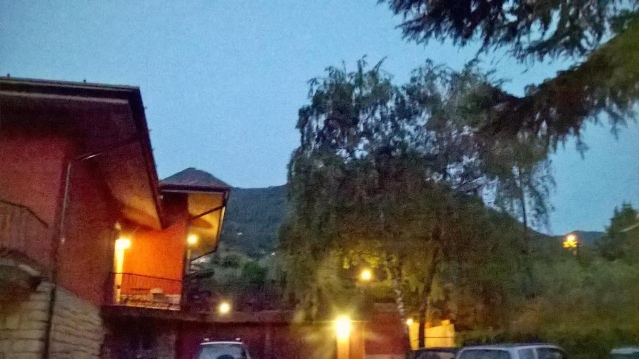 Villa Leilani B&B Sale Marasino Exterior photo
